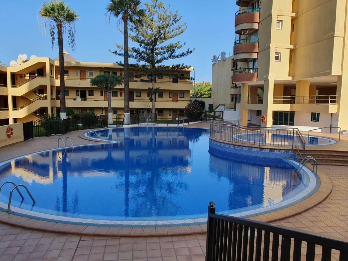 Apartamento Torres Del Sol Арона Экстерьер фото